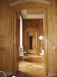 parquet de Versailles dans une belle enfilade